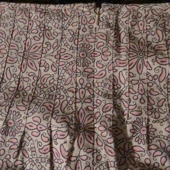 Villager Skirt - Picture 2 of 4